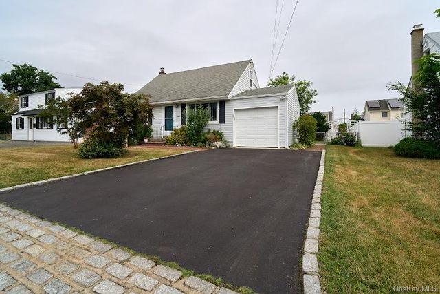 161 Van Buren Street, West Babylon, NY 11704