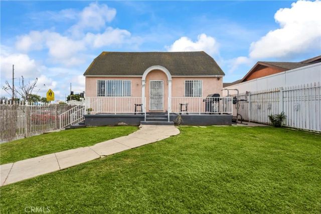 7705 S Vermont Avenue, Los Angeles, CA 90044