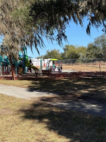 4802 19TH STREET, Zephyrhills, FL 33542