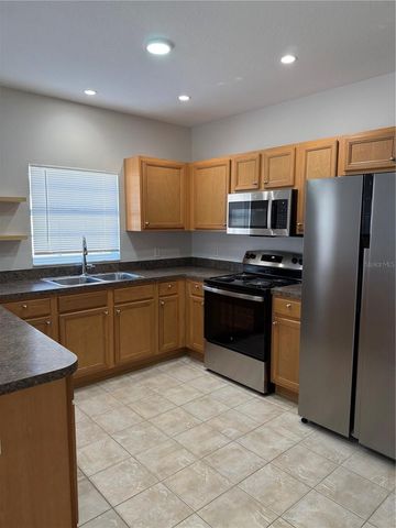 4802 19TH STREET, Zephyrhills, FL 33542