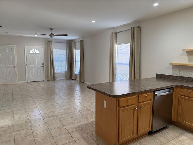 4802 19TH STREET, Zephyrhills, FL 33542