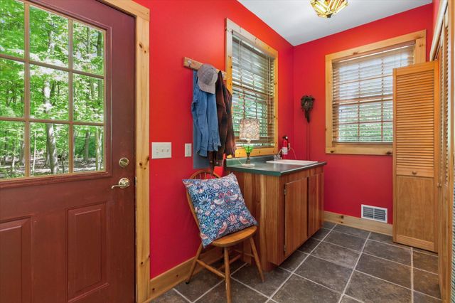 58 Lincoln Avenue, Casco Twp, MI 49090