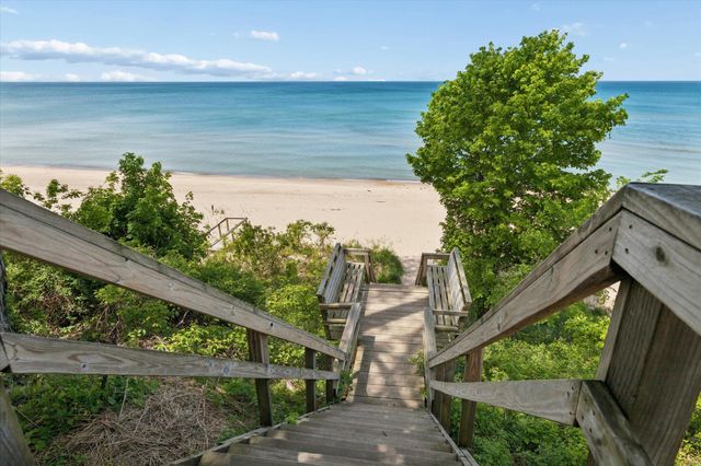 58 Lincoln Avenue, Casco Twp, MI 49090