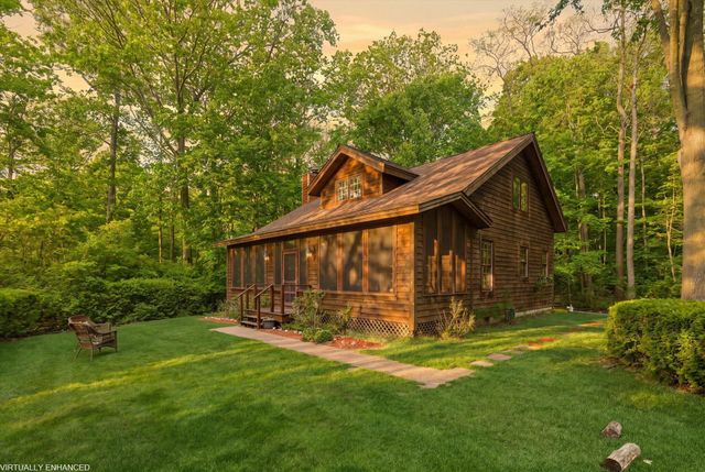 58 Lincoln Avenue, Casco Twp, MI 49090