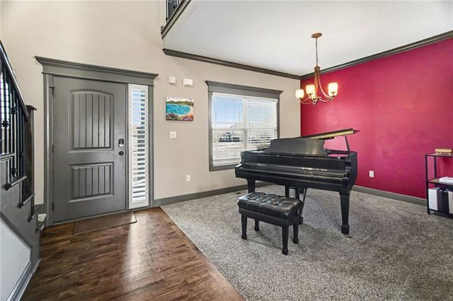 1058 SW Conch Way, Lee's Summit, MO 64064