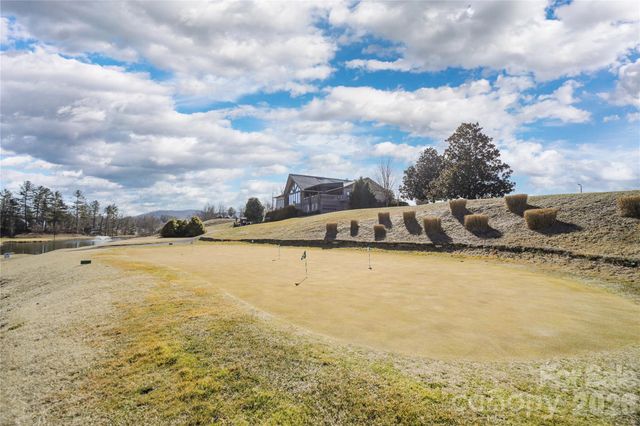 2310 Golf Club Court, Hendersonville, NC 28739