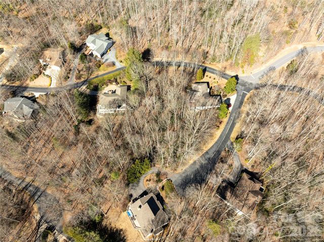 2310 Golf Club Court, Hendersonville, NC 28739