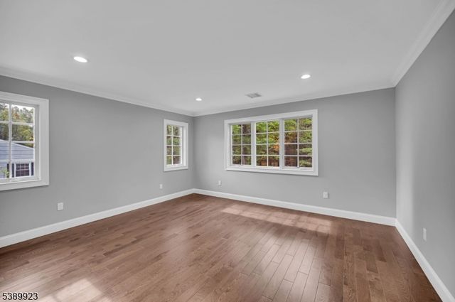 466 White Oak Ridge Rd, Millburn Twp., NJ 07078