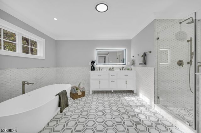 466 White Oak Ridge Rd, Millburn Twp., NJ 07078