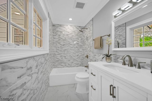 466 White Oak Ridge Rd, Millburn Twp., NJ 07078