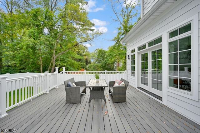 466 White Oak Ridge Rd, Millburn Twp., NJ 07078