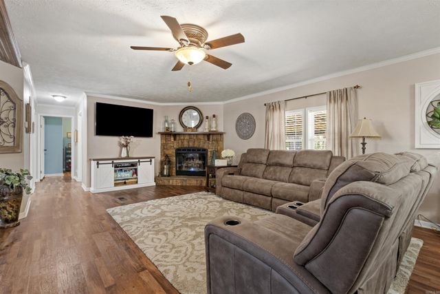 270 Tortoise Bay Road, Greers Ferry, AR 72067