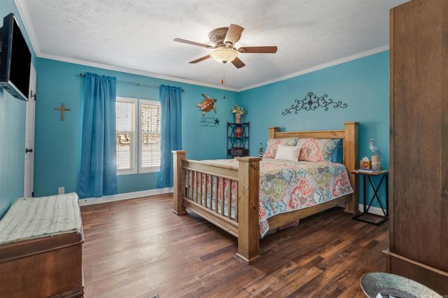 270 Tortoise Bay Road, Greers Ferry, AR 72067