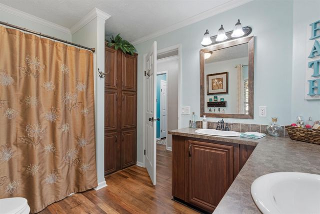 270 Tortoise Bay Road, Greers Ferry, AR 72067