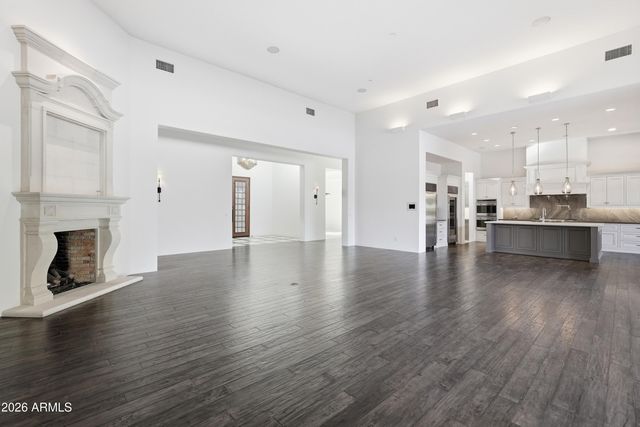 23863 N 73RD Lane, Peoria, AZ 85383