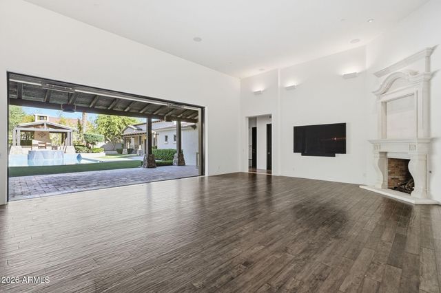 23863 N 73RD Lane, Peoria, AZ 85383