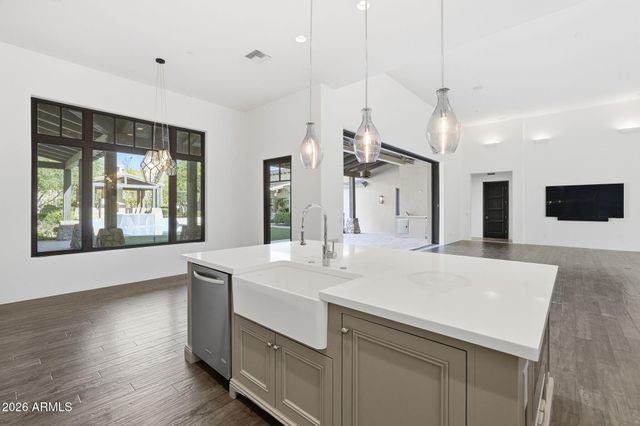 23863 N 73RD Lane, Peoria, AZ 85383