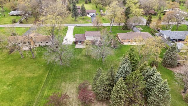W153N9830 Neptune DRIVE, Germantown, WI 53022
