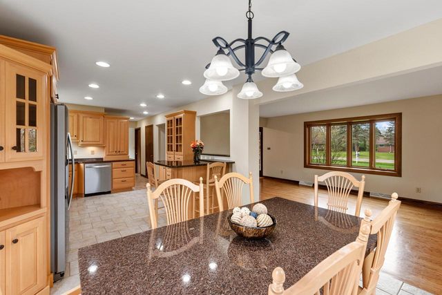 W153N9830 Neptune DRIVE, Germantown, WI 53022