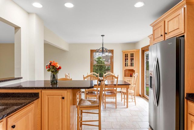 W153N9830 Neptune DRIVE, Germantown, WI 53022
