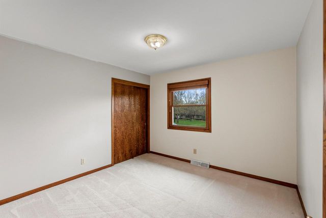 W153N9830 Neptune DRIVE, Germantown, WI 53022
