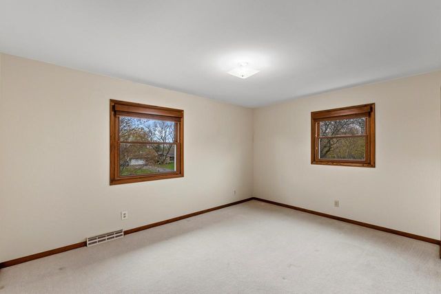 W153N9830 Neptune DRIVE, Germantown, WI 53022