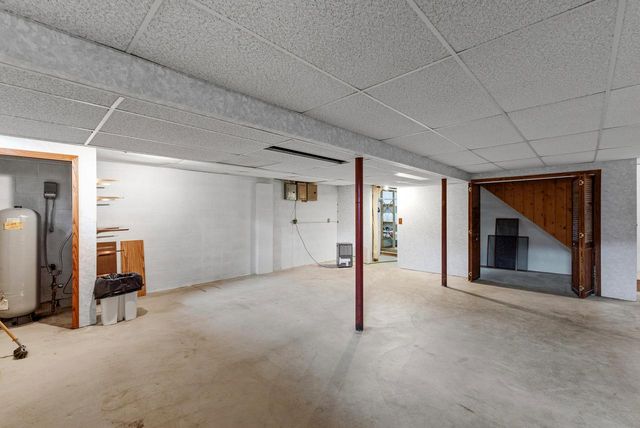 W153N9830 Neptune DRIVE, Germantown, WI 53022