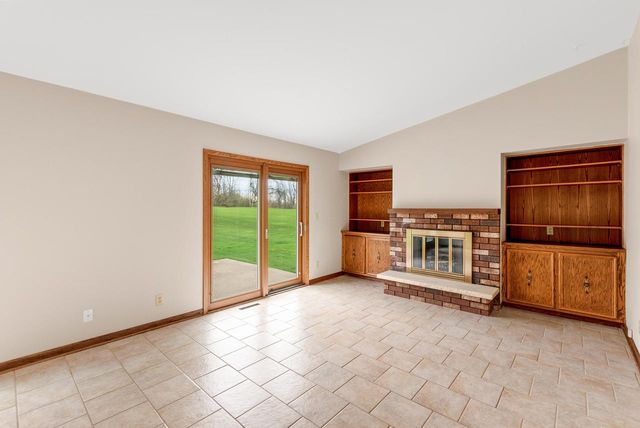 W153N9830 Neptune DRIVE, Germantown, WI 53022