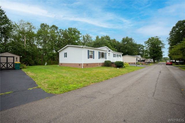 9791 Limehouse Drive, Clarence, NY 14031
