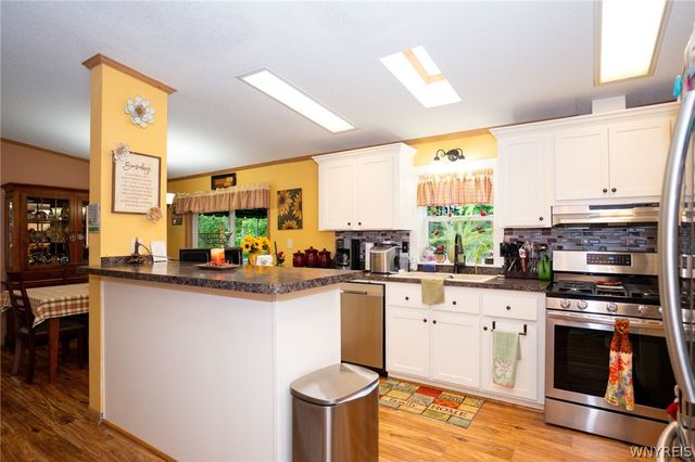 9791 Limehouse Drive, Clarence, NY 14031
