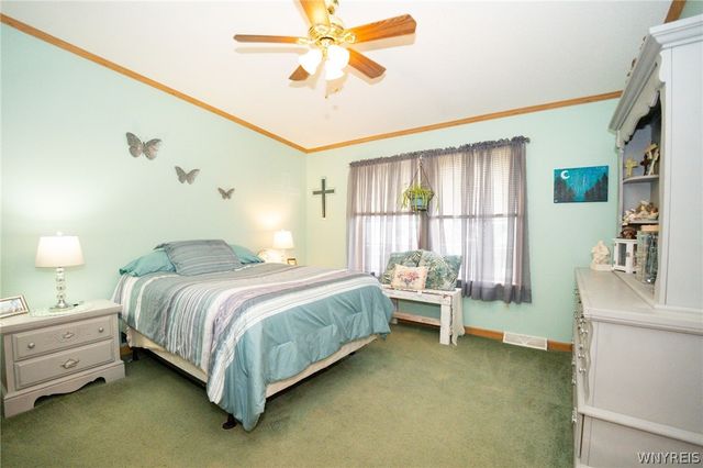 9791 Limehouse Drive, Clarence, NY 14031