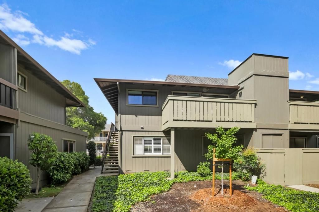 14351 Saratoga Avenue B, Saratoga, CA 95070