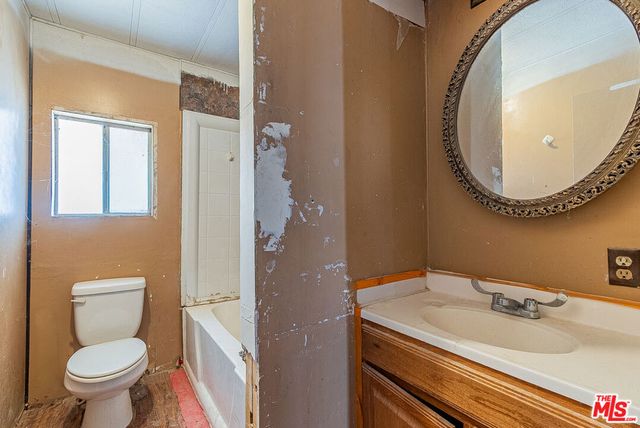 24235 Palomas Avenue, Blythe, CA 92225