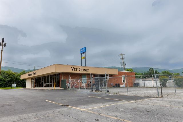 169 Waterfront Way, Dalton, GA 30720