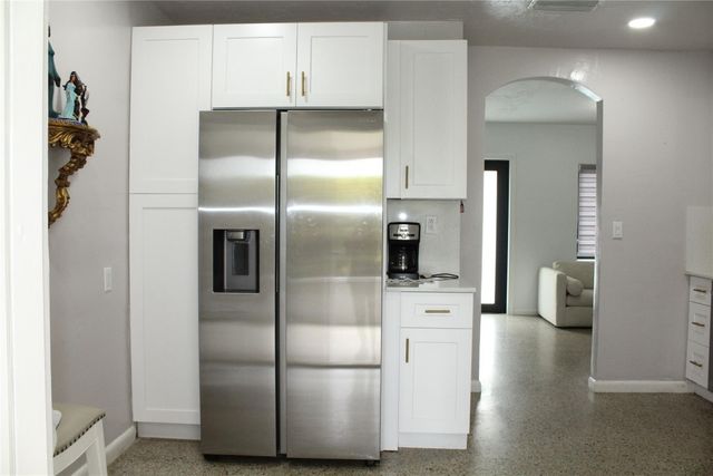 5971 NE 5th Terrace, Fort Lauderdale, FL 33334