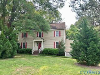 8203 Spring Meadow Rd, Chesterfield, VA 23235
