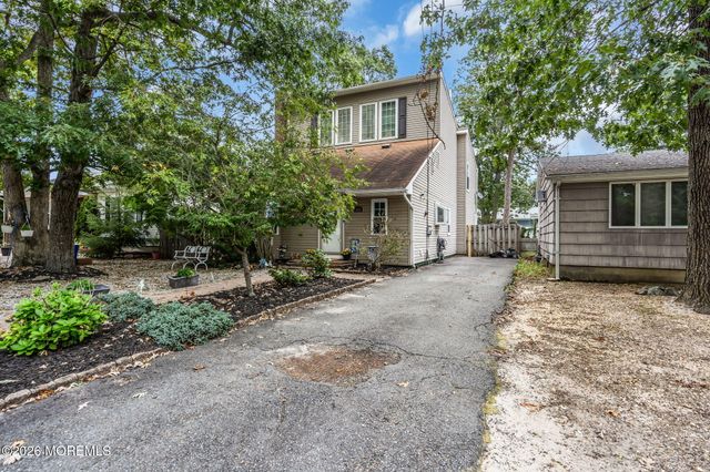 428 Windsor Street, Forked River, NJ 08731