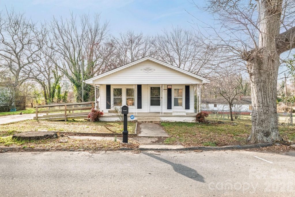 618 Live Oak Street, Shelby, NC 28150