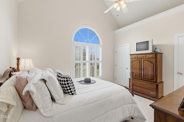 6301 Waters Edge Drive, Rocky Mount, NC 27803
