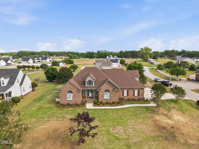 6301 Waters Edge Drive, Rocky Mount, NC 27803