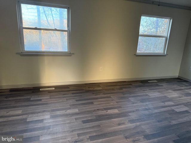 28 WAYSIDE CT, Stafford, VA 22554