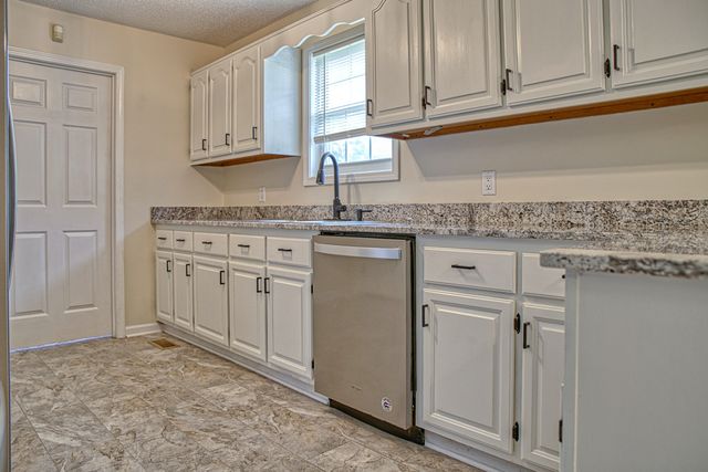 45 S Old Kentucky Rd, Cookeville, TN 38501