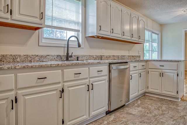 45 S Old Kentucky Rd, Cookeville, TN 38501