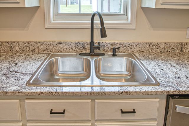 45 S Old Kentucky Rd, Cookeville, TN 38501
