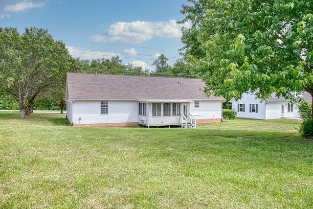45 S Old Kentucky Rd, Cookeville, TN 38501