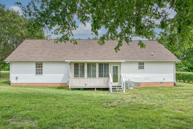 45 S Old Kentucky Rd, Cookeville, TN 38501