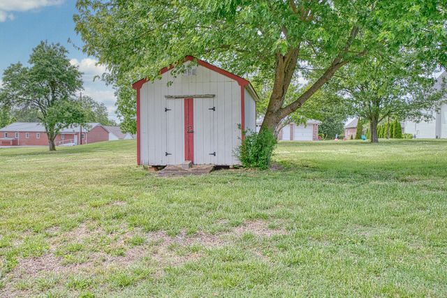 45 S Old Kentucky Rd, Cookeville, TN 38501