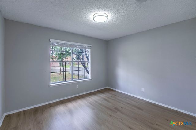 1509 Violet Avenue, Killeen, TX 76543