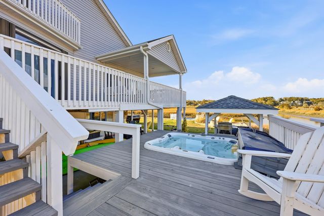 336 56th Ave. N, North Myrtle Beach, SC 29582