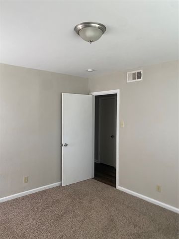 3805 Kushla Avenue, Dallas, TX 75216